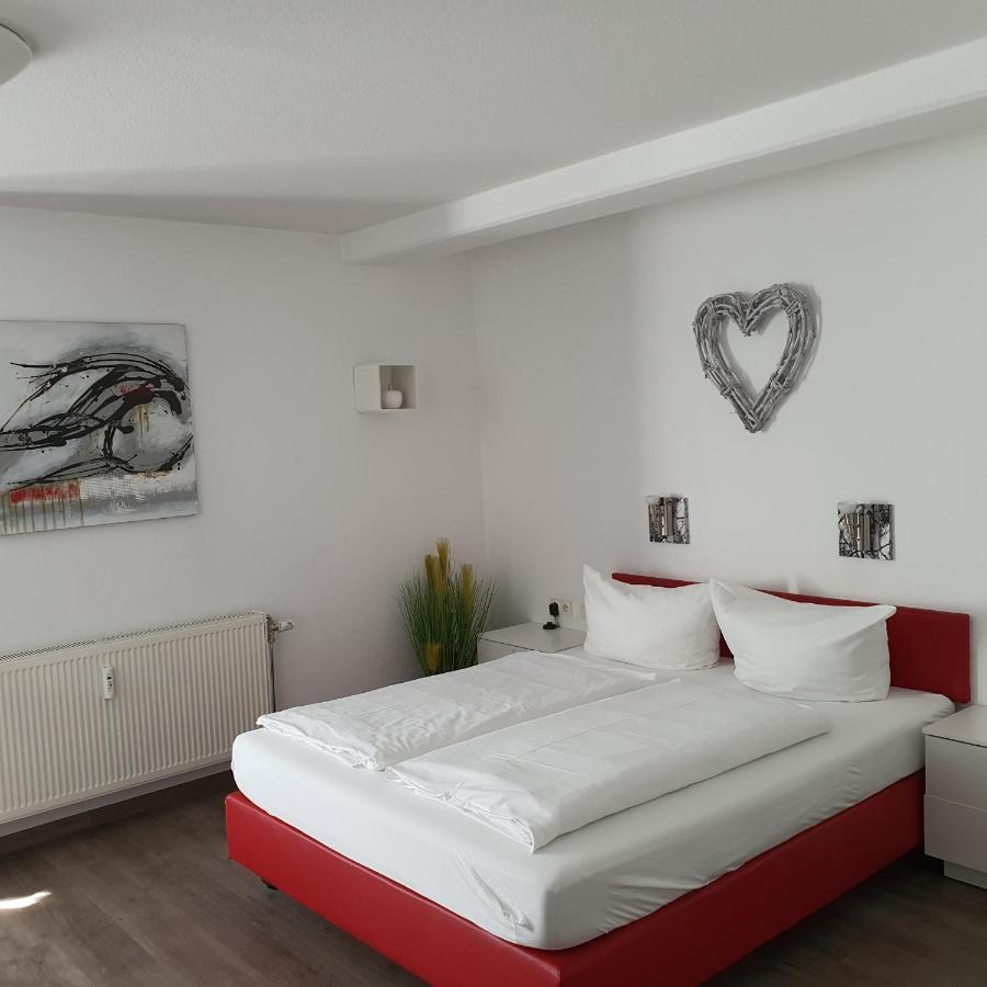 Hotel Postbauer-Heng, E-Mobilitaet, Ladestationen Fuer Elektroautos Стая снимка